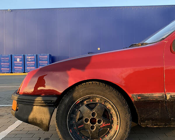 Красный Форд Сиерра, объемом двигателя 2 л и пробегом 500 тыс. км за 1900 $, фото 5 на Automoto.ua