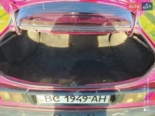 Красный Форд Сиерра, объемом двигателя 1.8 л и пробегом 300 тыс. км за 1000 $, фото 4 на Automoto.ua