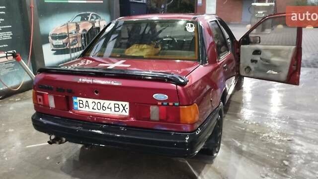Червоний Форд Сієрра, об'ємом двигуна 2 л та пробігом 100 тис. км за 841 $, фото 2 на Automoto.ua