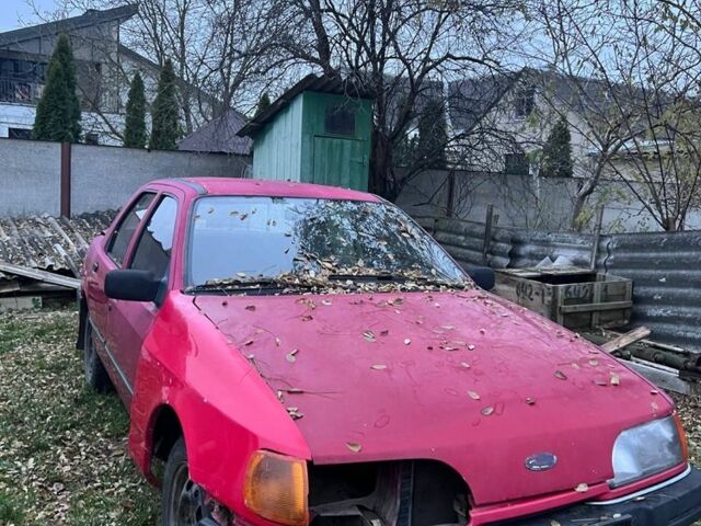 Красный Форд Сиерра, объемом двигателя 2 л и пробегом 200 тыс. км за 500 $, фото 1 на Automoto.ua