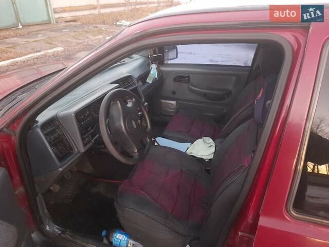 Червоний Форд Сієрра, об'ємом двигуна 2 л та пробігом 250 тис. км за 1800 $, фото 4 на Automoto.ua