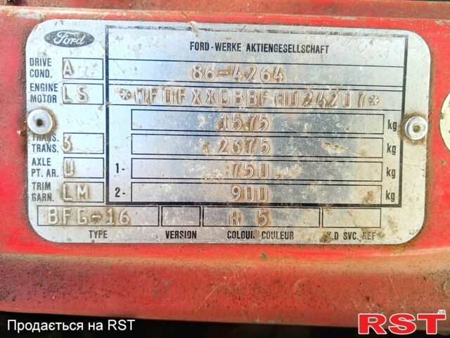 Червоний Форд Сієрра, об'ємом двигуна 1.6 л та пробігом 1 тис. км за 500 $, фото 12 на Automoto.ua