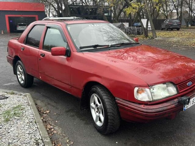 Красный Форд Сиерра, объемом двигателя 2 л и пробегом 341 тыс. км за 1071 $, фото 2 на Automoto.ua