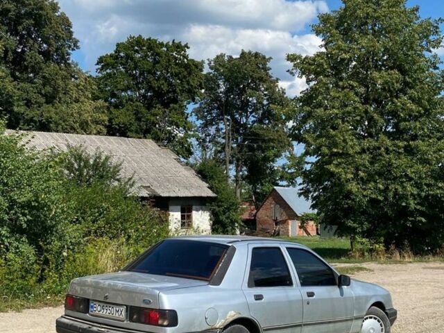 Красный Форд Сиерра, объемом двигателя 2.3 л и пробегом 250 тыс. км за 1500 $, фото 5 на Automoto.ua