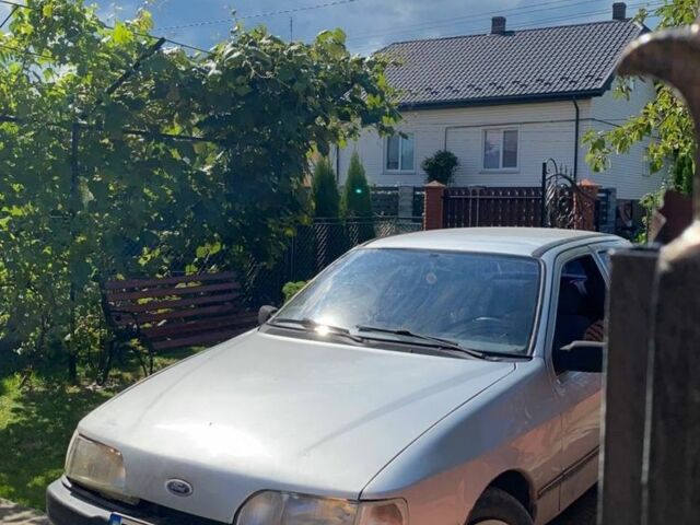 Красный Форд Сиерра, объемом двигателя 2.3 л и пробегом 250 тыс. км за 1500 $, фото 4 на Automoto.ua