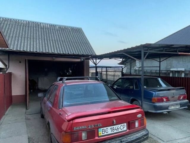 Красный Форд Сиерра, объемом двигателя 2.3 л и пробегом 250 тыс. км за 1500 $, фото 2 на Automoto.ua