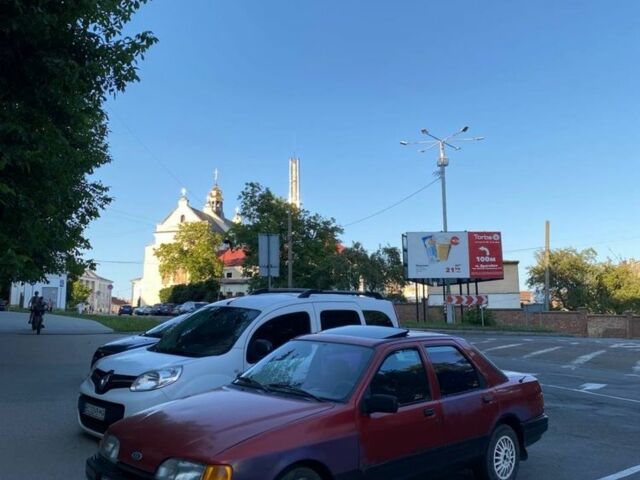 Красный Форд Сиерра, объемом двигателя 2.3 л и пробегом 250 тыс. км за 1500 $, фото 3 на Automoto.ua