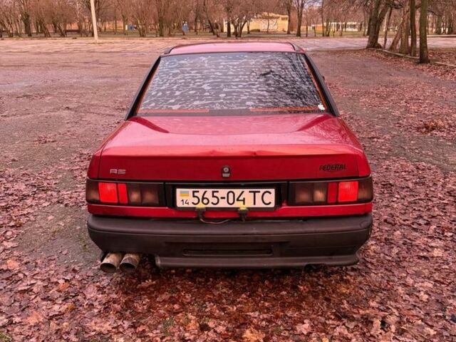Красный Форд Сиерра, объемом двигателя 2 л и пробегом 255 тыс. км за 1100 $, фото 3 на Automoto.ua