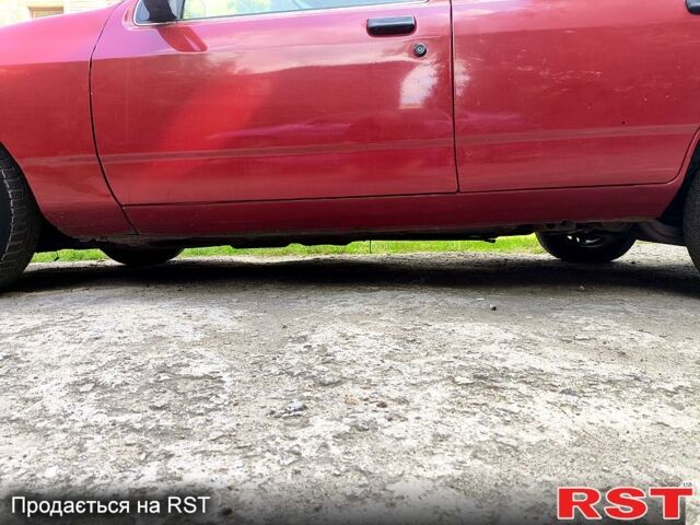 Червоний Форд Сієрра, об'ємом двигуна 2 л та пробігом 0 тис. км за 950 $, фото 6 на Automoto.ua