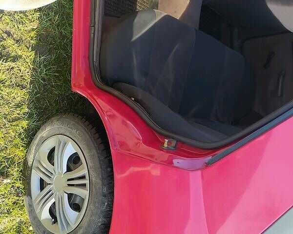 Красный Форд Сиерра, объемом двигателя 1.8 л и пробегом 300 тыс. км за 1000 $, фото 8 на Automoto.ua