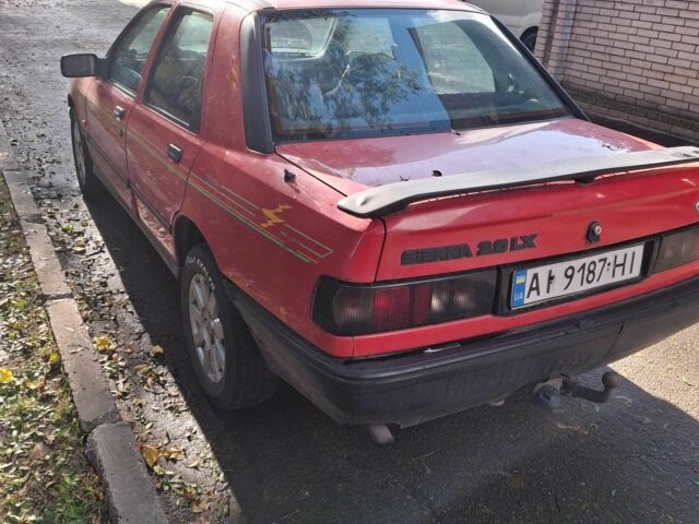 Красный Форд Сиерра, объемом двигателя 2 л и пробегом 50 тыс. км за 716 $, фото 1 на Automoto.ua