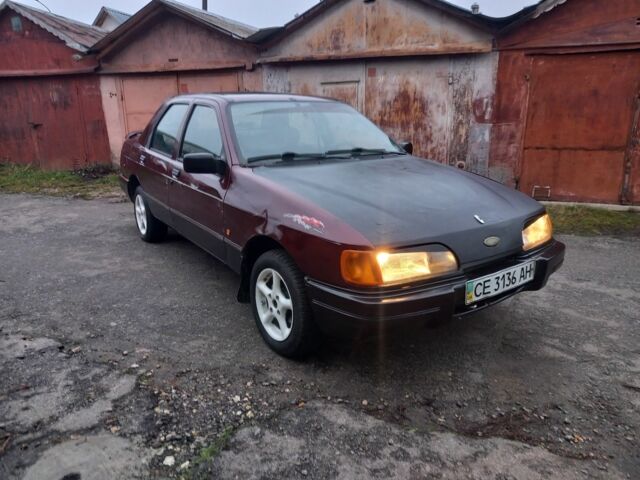 Красный Форд Сиерра, объемом двигателя 2 л и пробегом 500 тыс. км за 639 $, фото 1 на Automoto.ua
