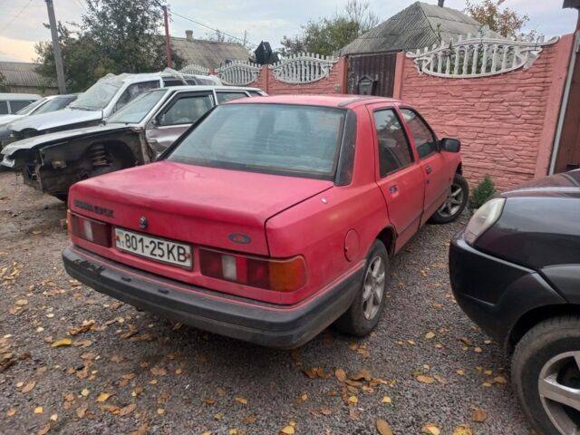 Красный Форд Сиерра, объемом двигателя 0 л и пробегом 10 тыс. км за 400 $, фото 5 на Automoto.ua