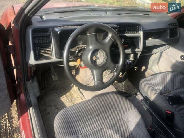 Красный Форд Сиерра, объемом двигателя 1.8 л и пробегом 555 тыс. км за 550 $, фото 11 на Automoto.ua