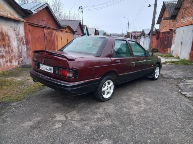 Красный Форд Сиерра, объемом двигателя 2 л и пробегом 500 тыс. км за 639 $, фото 4 на Automoto.ua