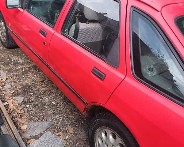 Красный Форд Сиерра, объемом двигателя 0 л и пробегом 350 тыс. км за 1100 $, фото 5 на Automoto.ua