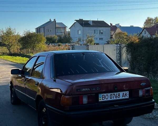 Красный Форд Сиерра, объемом двигателя 1.8 л и пробегом 555 тыс. км за 550 $, фото 3 на Automoto.ua