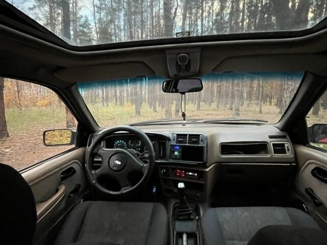 Червоний Форд Сієрра, об'ємом двигуна 2 л та пробігом 3 тис. км за 900 $, фото 9 на Automoto.ua