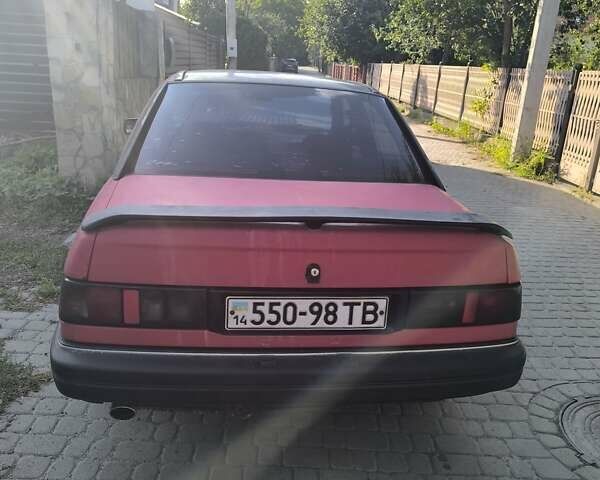 Красный Форд Сиерра, объемом двигателя 1.6 л и пробегом 100 тыс. км за 700 $, фото 3 на Automoto.ua