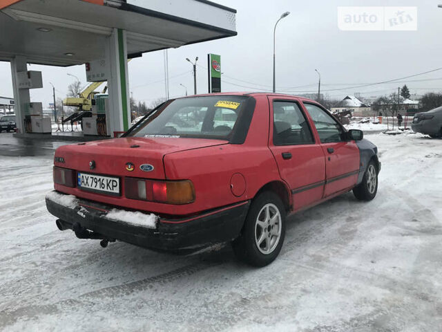 Червоний Форд Сієрра, об'ємом двигуна 2 л та пробігом 300 тис. км за 1100 $, фото 3 на Automoto.ua