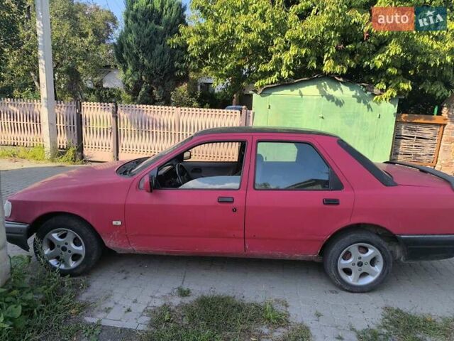 Красный Форд Сиерра, объемом двигателя 1.6 л и пробегом 100 тыс. км за 700 $, фото 4 на Automoto.ua