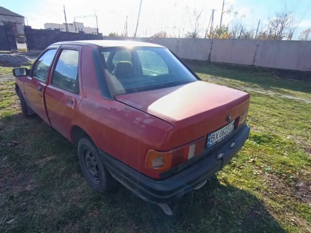 Красный Форд Сиерра, объемом двигателя 2 л и пробегом 333 тыс. км за 350 $, фото 2 на Automoto.ua