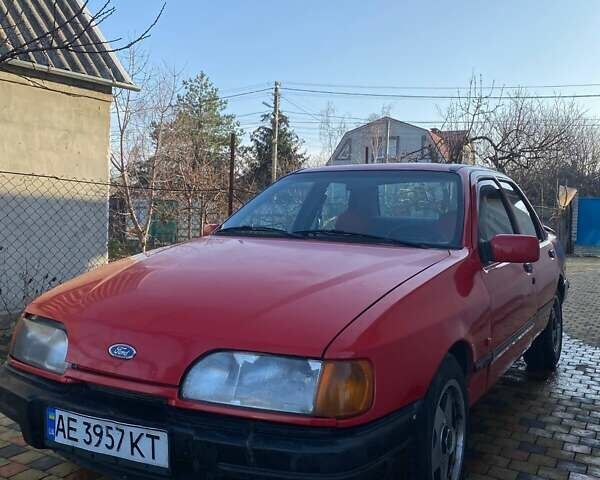 Червоний Форд Сієрра, об'ємом двигуна 1.8 л та пробігом 168 тис. км за 1200 $, фото 1 на Automoto.ua