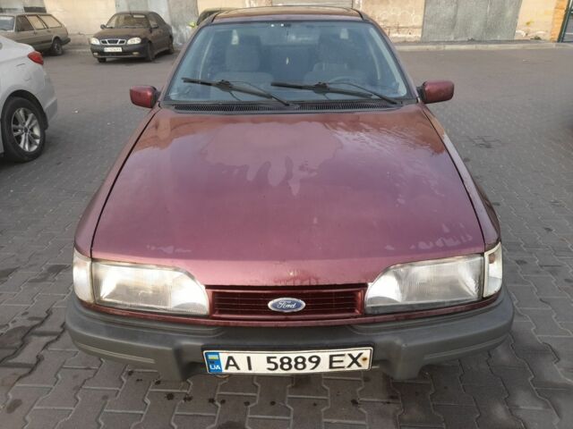 Червоний Форд Сієрра, об'ємом двигуна 2 л та пробігом 222 тис. км за 649 $, фото 1 на Automoto.ua