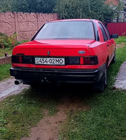 Червоний Форд Сієрра, об'ємом двигуна 1.8 л та пробігом 320 тис. км за 900 $, фото 2 на Automoto.ua