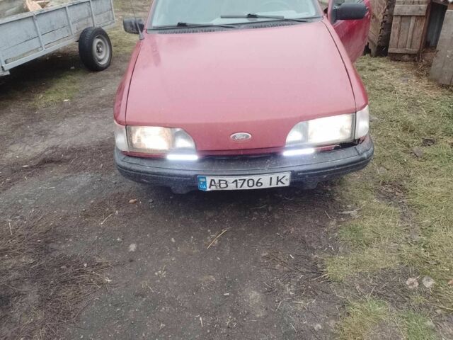 Червоний Форд Сієрра, об'ємом двигуна 1.6 л та пробігом 200 тис. км за 1000 $, фото 3 на Automoto.ua