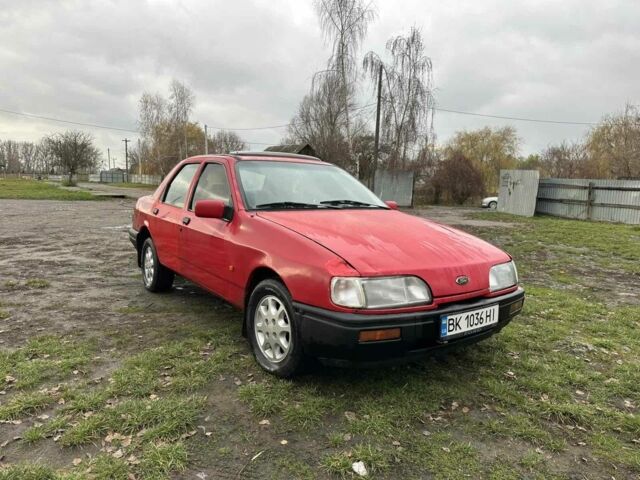 Красный Форд Сиерра, объемом двигателя 1.8 л и пробегом 300 тыс. км за 750 $, фото 2 на Automoto.ua