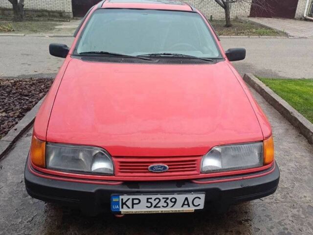 Красный Форд Сиерра, объемом двигателя 2 л и пробегом 250 тыс. км за 1200 $, фото 2 на Automoto.ua