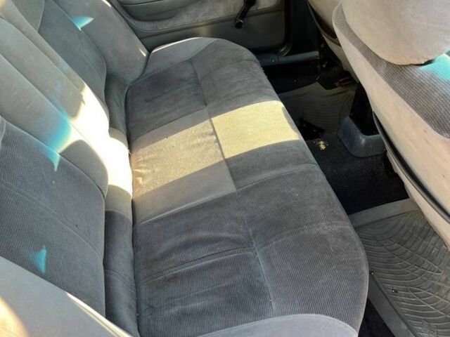 Червоний Форд Сієрра, об'ємом двигуна 2 л та пробігом 1 тис. км за 750 $, фото 6 на Automoto.ua