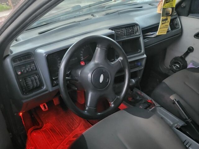 Червоний Форд Сієрра, об'ємом двигуна 2 л та пробігом 200 тис. км за 1500 $, фото 8 на Automoto.ua