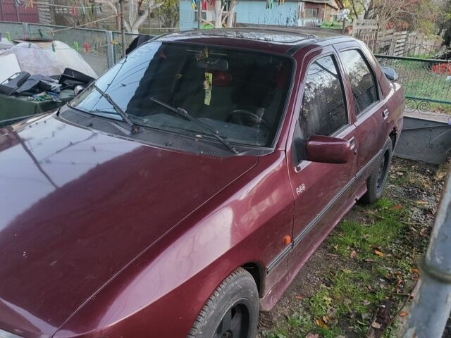 Червоний Форд Сієрра, об'ємом двигуна 2 л та пробігом 200 тис. км за 1500 $, фото 3 на Automoto.ua