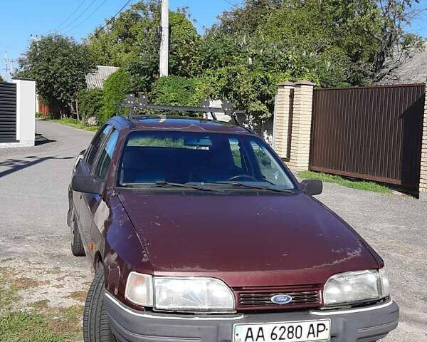Красный Форд Сиерра, объемом двигателя 1.6 л и пробегом 250 тыс. км за 1500 $, фото 3 на Automoto.ua
