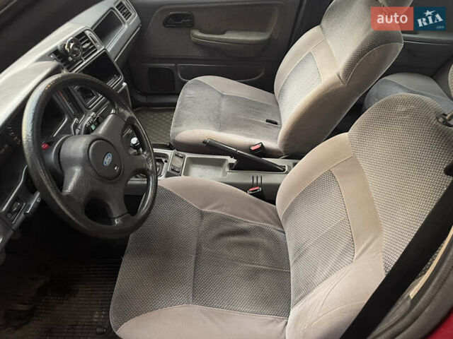 Красный Форд Сиерра, объемом двигателя 1.6 л и пробегом 150 тыс. км за 2400 $, фото 14 на Automoto.ua