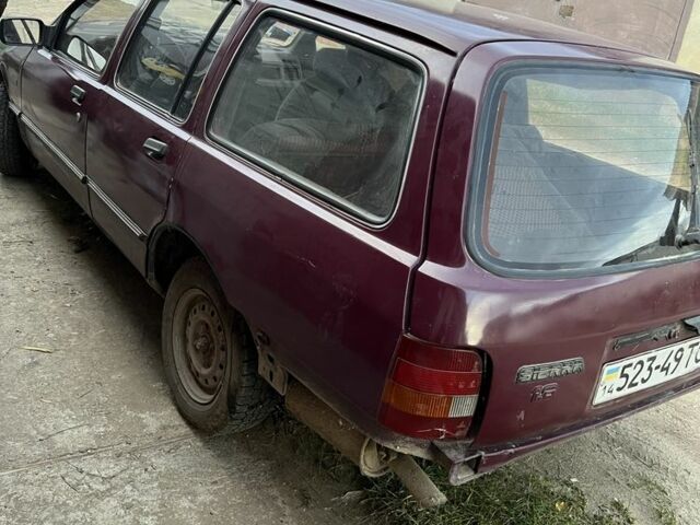 Красный Форд Сиерра, объемом двигателя 0 л и пробегом 3 тыс. км за 143 $, фото 1 на Automoto.ua