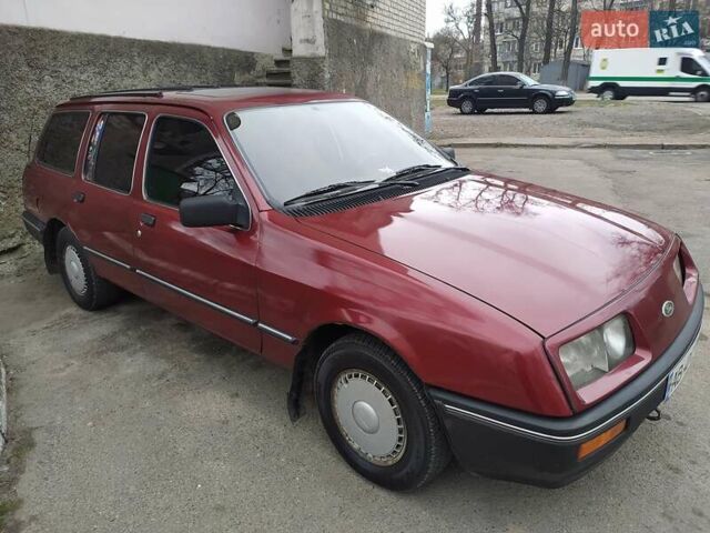 Червоний Форд Сієрра, об'ємом двигуна 1.8 л та пробігом 250 тис. км за 1800 $, фото 2 на Automoto.ua