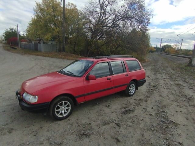 Красный Форд Сиерра, объемом двигателя 2.3 л и пробегом 250 тыс. км за 900 $, фото 1 на Automoto.ua