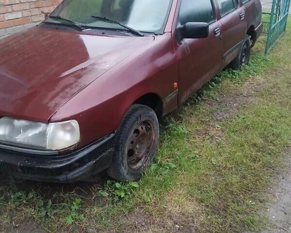 Красный Форд Сиерра, объемом двигателя 2 л и пробегом 700 тыс. км за 550 $, фото 2 на Automoto.ua