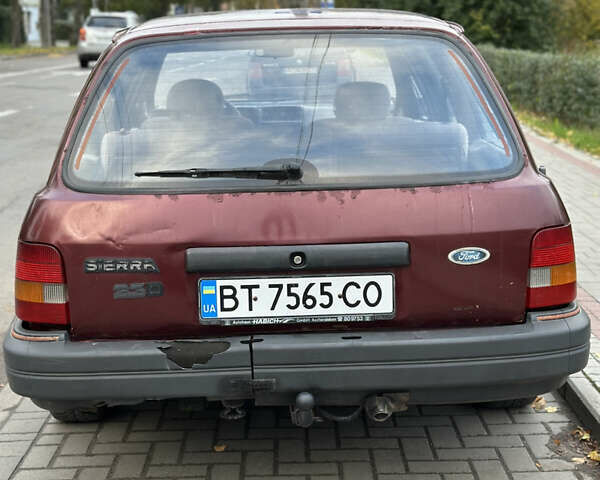 Красный Форд Сиерра, объемом двигателя 2.3 л и пробегом 350 тыс. км за 1350 $, фото 5 на Automoto.ua