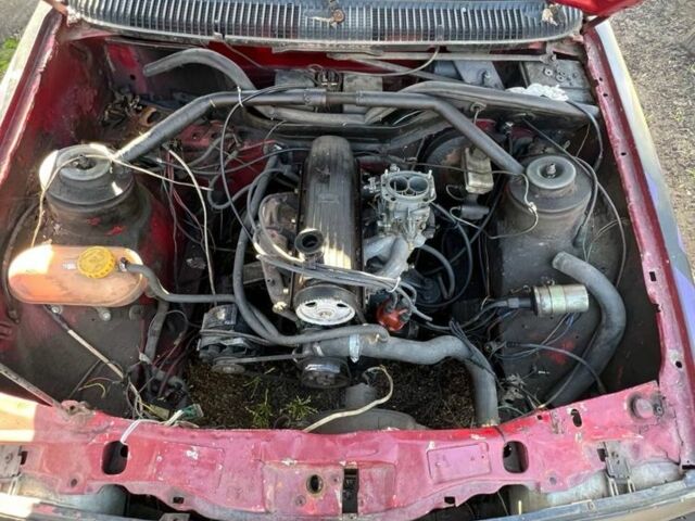 Красный Форд Сиерра, объемом двигателя 1.8 л и пробегом 195 тыс. км за 12 $, фото 3 на Automoto.ua