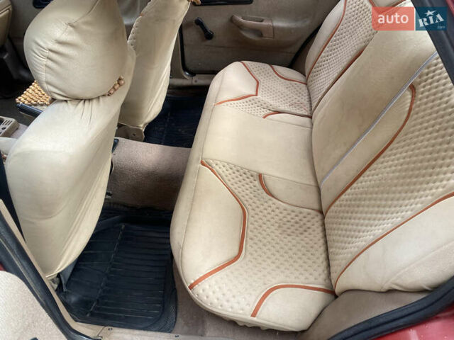 Красный Форд Сиерра, объемом двигателя 1.6 л и пробегом 200 тыс. км за 1450 $, фото 18 на Automoto.ua