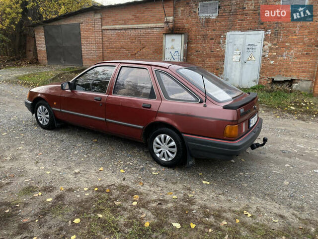 Красный Форд Сиерра, объемом двигателя 1.6 л и пробегом 200 тыс. км за 1450 $, фото 3 на Automoto.ua