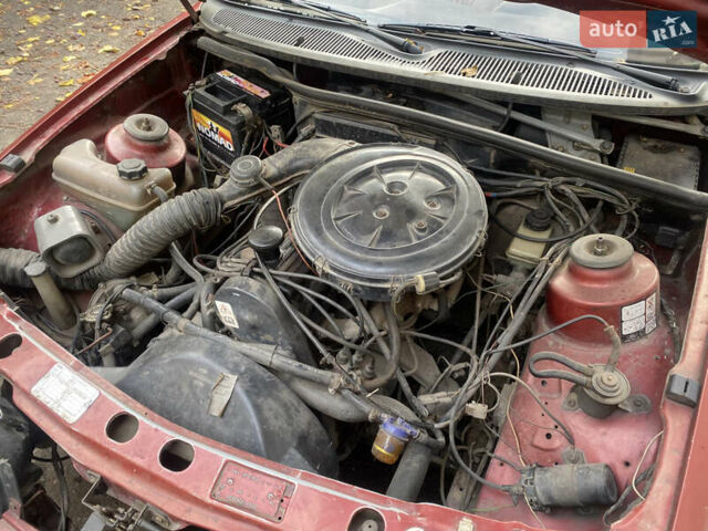 Красный Форд Сиерра, объемом двигателя 1.6 л и пробегом 200 тыс. км за 1450 $, фото 13 на Automoto.ua