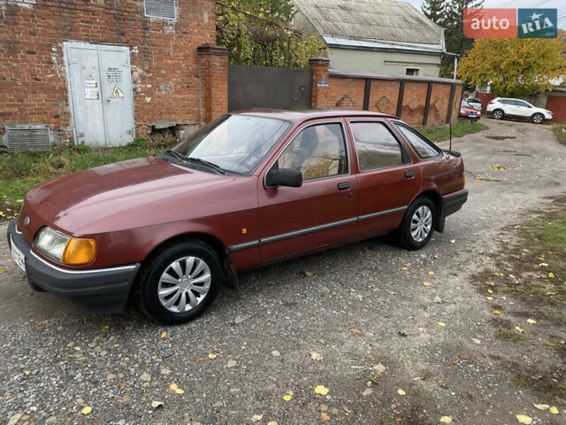 Красный Форд Сиерра, объемом двигателя 1.6 л и пробегом 200 тыс. км за 1450 $, фото 1 на Automoto.ua