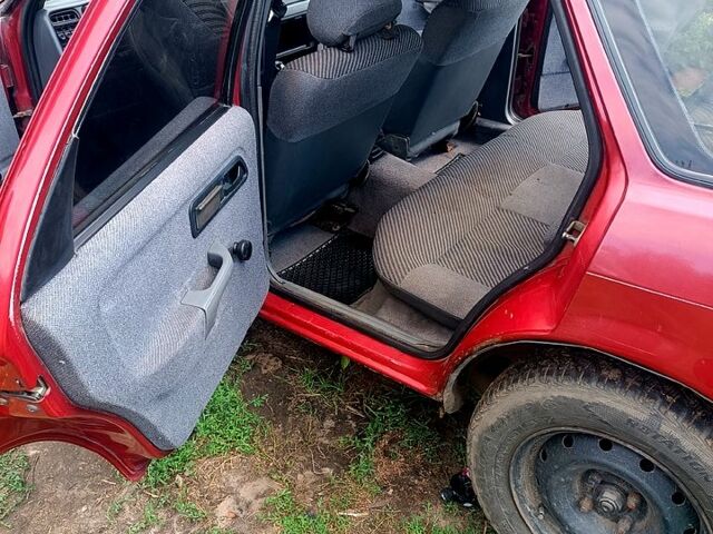 Красный Форд Сиерра, объемом двигателя 2 л и пробегом 222 тыс. км за 1080 $, фото 1 на Automoto.ua