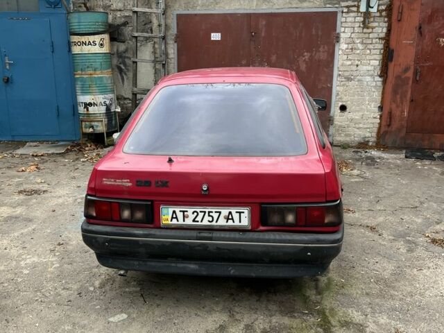 Красный Форд Сиерра, объемом двигателя 2 л и пробегом 100 тыс. км за 350 $, фото 1 на Automoto.ua