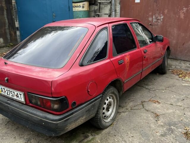 Красный Форд Сиерра, объемом двигателя 2 л и пробегом 100 тыс. км за 350 $, фото 2 на Automoto.ua